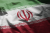 عکس پرچم ایران از نمای نزدیک با کیفیت فوق العاده زیاد مناسب برای تصاویر زمینه